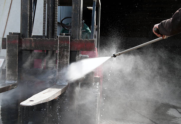 Best Playground Equipment Cleaning  in Bourbon, MO